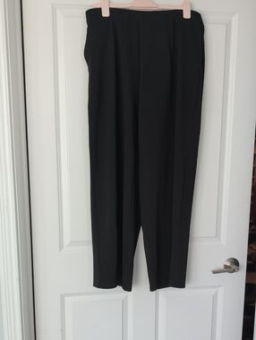 BloomChic Black High-Waist Straight-Leg Trousers
